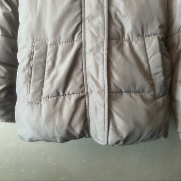 Abercrombie Kids girls jacket size: 5/6 color: black/ white - Picture 4 of 8